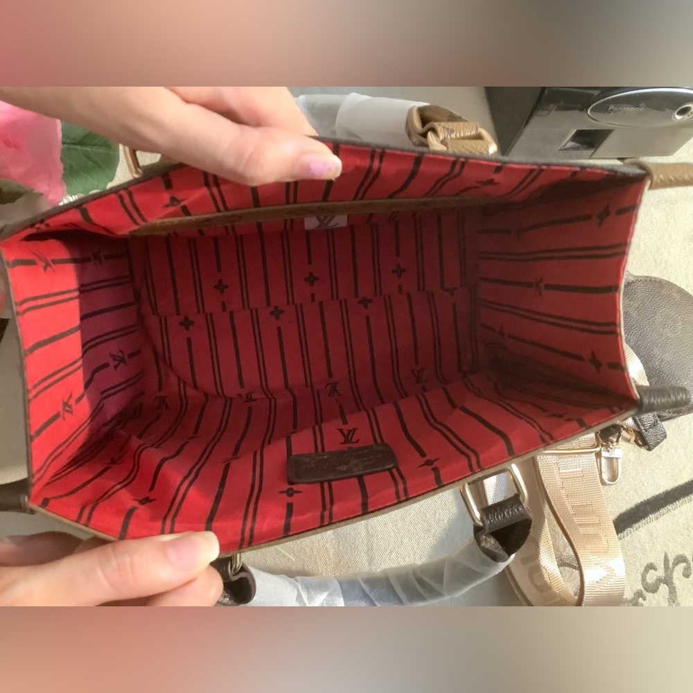Crossbody/Handbag - Picture 6 of 6